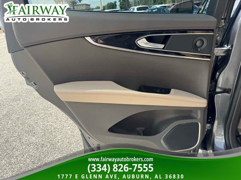 Used 2022 Lincoln Nautilus Reserve w/ Equipment Group 201A FWD image 30
