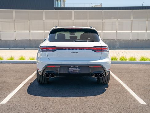 Certified 2026 Porsche Macan AWD/4WD image 7
