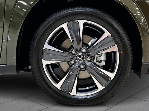 New 2026 Lexus UX 300h FWD image 9