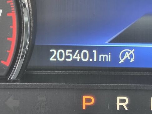 Certified 2024 Ford Explorer XLT RWD image 36