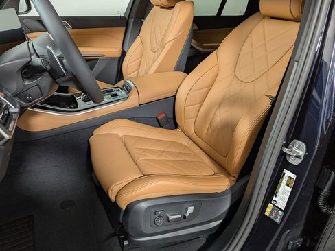 New 2026 BMW X5 xDrive50e image 15