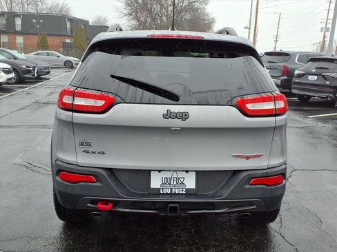 Used 2015 Jeep Cherokee Trailhawk w/ Comfort/Convenience Group image 25