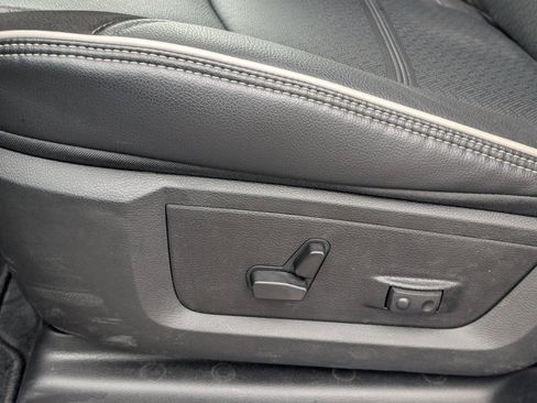 New 2026 RAM 2500 Laramie w/ Sport Appearance Package AWD/4WD image 15