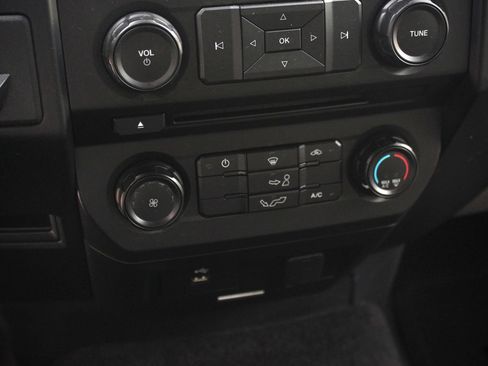 Used 2017 Ford F150 XL w/ Equipment Group 101A Mid RWD image 76