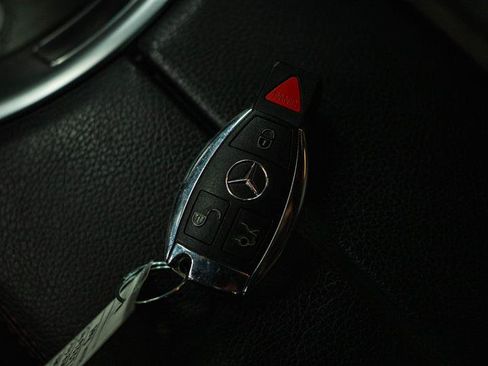 Used 2018 Mercedes-Benz GLC 43 AMG 4MATIC image 23