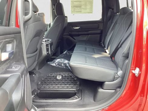 New 2026 RAM 1500 Express AWD/4WD image 14
