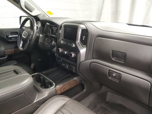 Used 2020 GMC Sierra 1500 Denali w/ Denali Ultimate Package AWD/4WD image 8