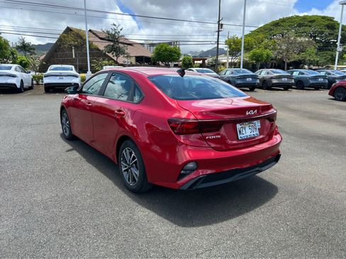 Used 2024 Kia Forte LXS FWD image 4