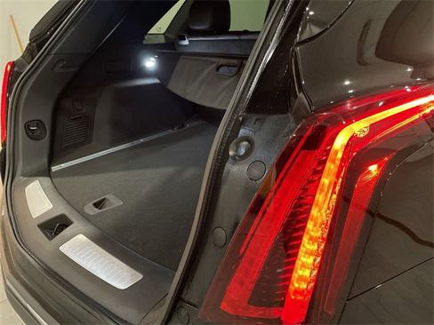 Certified 2025 Cadillac XT5 Premium Luxury image 14