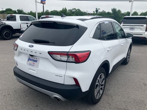 Used 2022 Ford Escape SEL AWD/4WD image 7