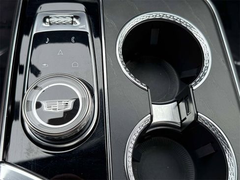 Certified 2024 Cadillac Lyriq Luxury w/ Nappa Leather Package image 26