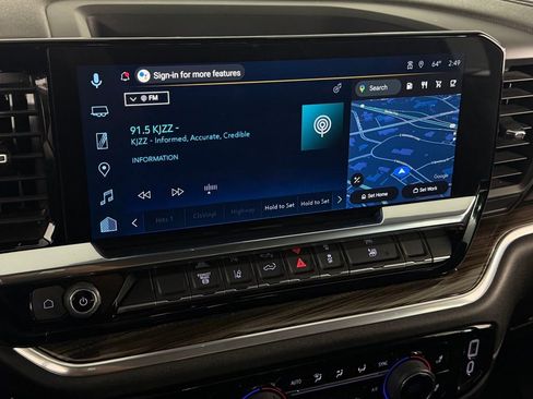 Used 2025 Chevrolet Silverado 2500 LT w/ Convenience Package image 17