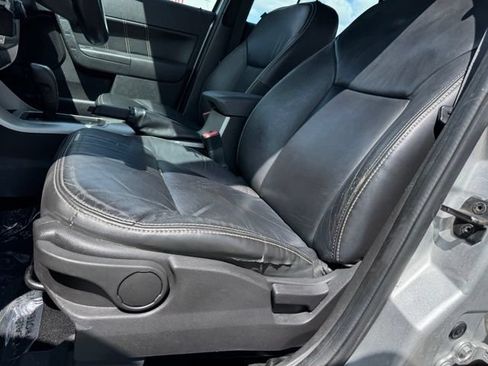 Used 2011 Ford Focus SEL FWD image 5