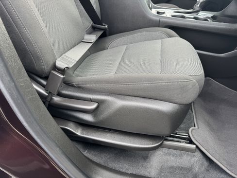 Certified 2023 Chevrolet Traverse LT image 24