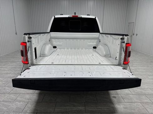 Used 2022 Ford F150 Lariat w/ Trailer Tow Package image 27