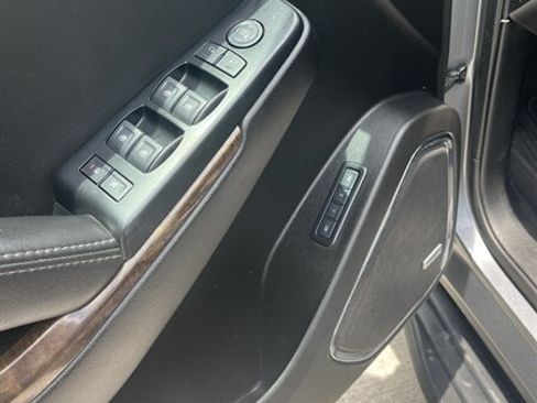 Used 2020 Chevrolet Tahoe LT RWD image 11