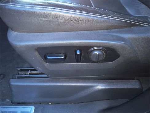 Used 2020 GMC Sierra 1500 SLT image 12