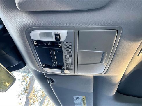 Used 2020 Acura MDX image 31