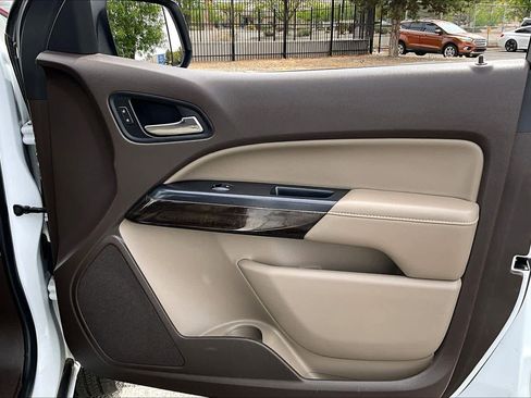 Used 2017 GMC Canyon SLT w/ Driver Alert Package image 22