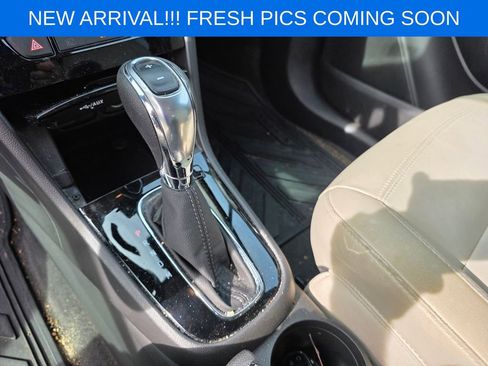 Used 2017 Buick Encore Premium image 11