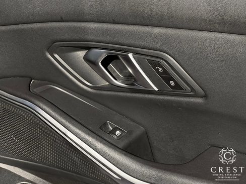 Used 2024 BMW 330i image 27