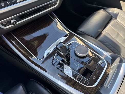 Used 2019 BMW X7 xDrive40i w/ Premium Package image 12