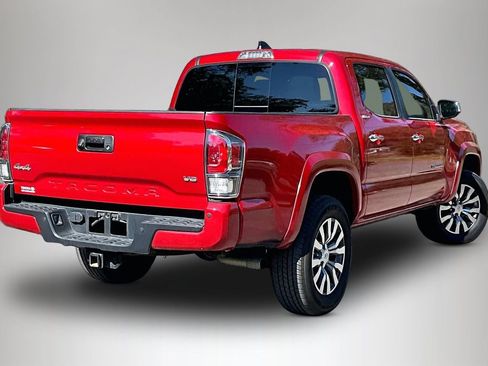 Used 2023 Toyota Tacoma Limited image 5