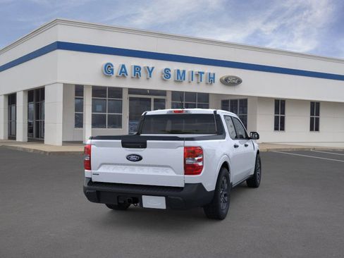 New 2025 Ford Maverick XLT image 8