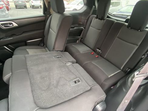 Used 2007 Chevrolet HHR LS image 15