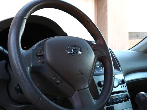 Used 2009 INFINITI G37 x Sedan w/ Premium Pkg image 24