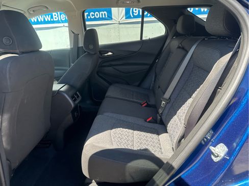 Used 2023 Chevrolet Equinox LT FWD image 27