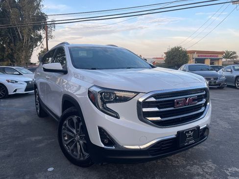 Used 2018 GMC Terrain SLT w/ Preferred Package image 3