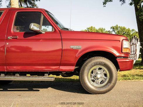 Used 1995 Ford Bronco XLT AWD/4WD image 9