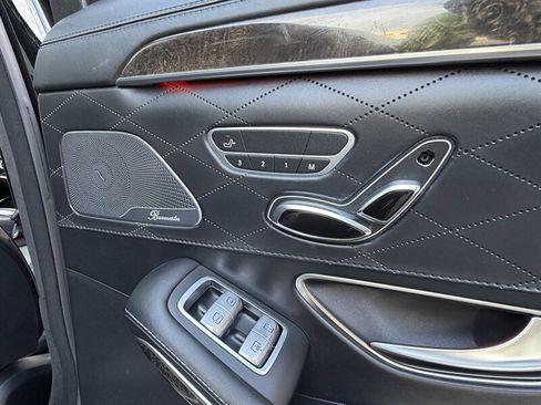 Used 2015 Mercedes-Benz S 550 Sedan image 42