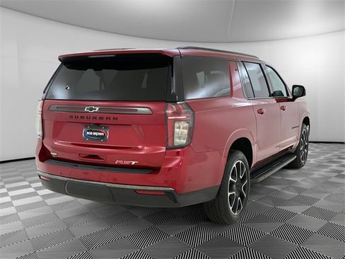 Used 2022 Chevrolet Suburban RST w/ Luxury Package image 3