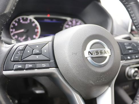 Used 2021 Nissan Sentra SV FWD image 19
