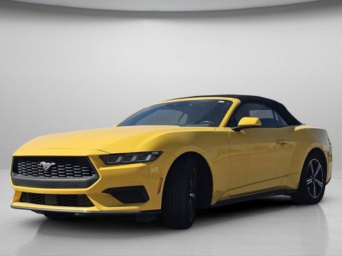 Used 2024 Ford Mustang Premium image 18