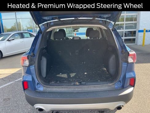 Used 2022 Ford Escape SE w/ Cold Weather Package AWD/4WD image 11