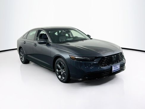 Used 2023 Honda Accord EX-L image 3