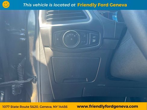 Used 2023 Ford Edge Titanium AWD/4WD image 14