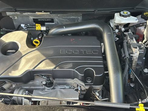 Used 2025 Chevrolet Equinox LT AWD/4WD image 34