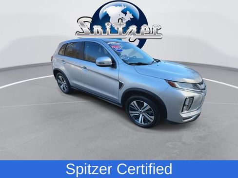 Used 2024 Mitsubishi Outlander Sport 2.0 SE image 2