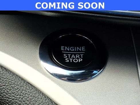 Used 2024 Ford Explorer XLT w/ Equipment Group 202A AWD/4WD image 21