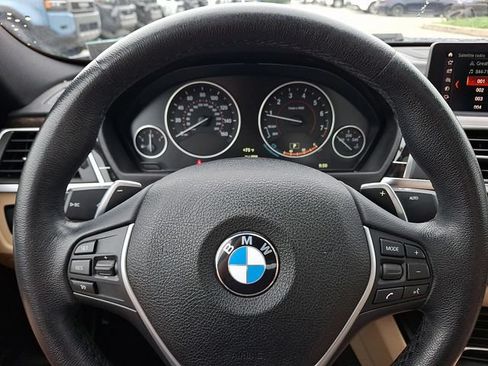Used 2018 BMW 330i xDrive Sedan w/ Premium Package AWD/4WD image 19