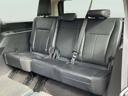 Certified 2023 Ford Expedition Max XLT image 20