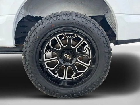 Used 2020 Ford F150 XLT w/ Trailer Tow Package image 12