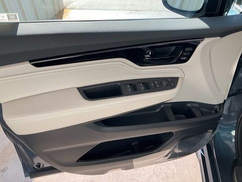 New 2026 Honda Odyssey Elite image 5