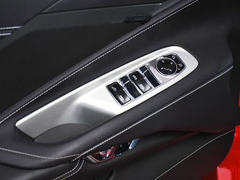 Used 2024 Chevrolet Corvette Stingray Convertible image 12