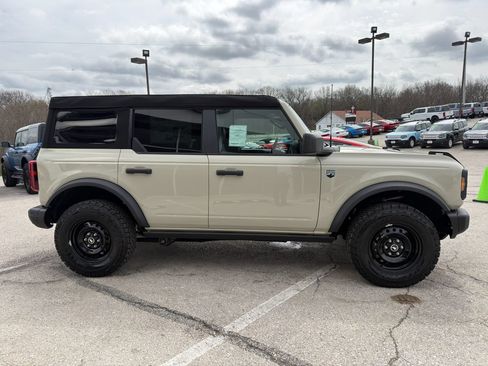 New 2026 Ford Bronco Big Bend w/ Black Diamond Package AWD/4WD image 54
