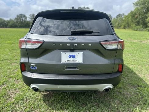 Used 2021 Ford Escape SE w/ Convenience Package FWD image 6